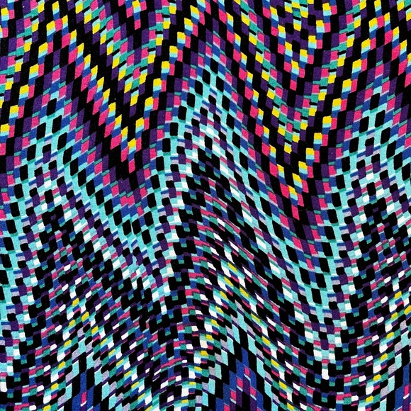 Premise Colorful Swing Top - Picture 6 of 9